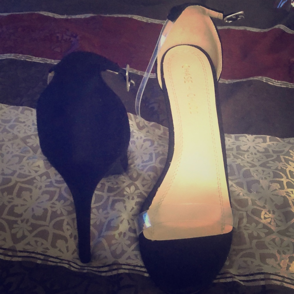 Black sauce material, plastic strap heels size 9